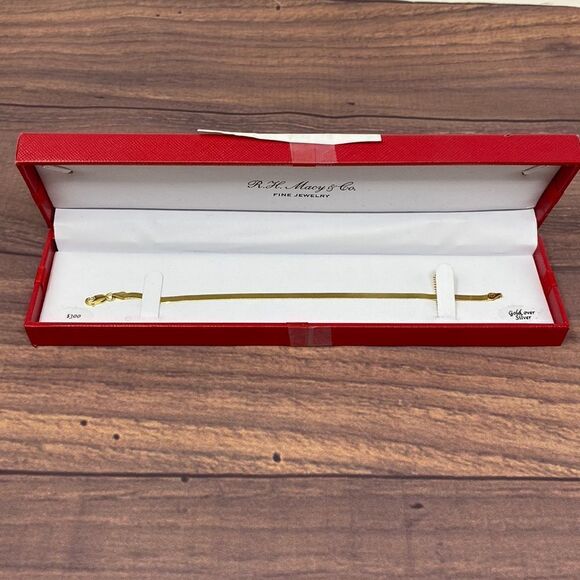 R. H MACY & CO GOLD BRACELET 925 ITALY GOLD CHAIN PI10 - Picture 1 of 4